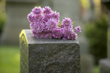 Monuments funéraires à Huy, Marchin, Villers-le-Bouillet et Braives